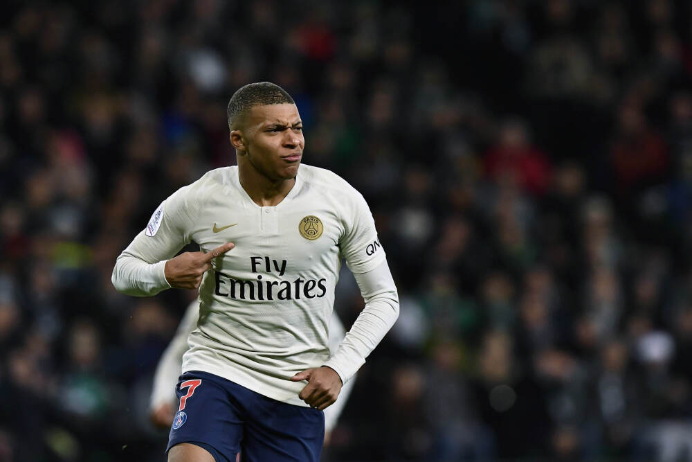 他狂练7万幅真迹，写出“笔法大全”，比肩王羲之，书法界无人能敌！